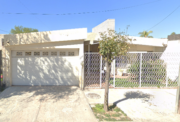 Casa en  Calle Calle Eglantinas, Torreón Jardín, Torreón, Coahuila De Zaragoza, México