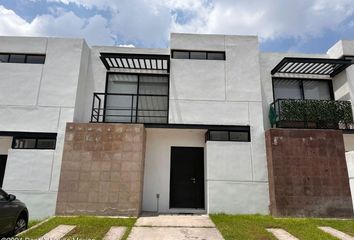 Casa en condominio en  El Mirador, Querétaro, México