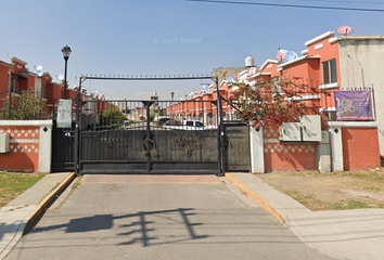 Casa en  Privada Rio Turia, Ojo De Agua, Estado De México, México