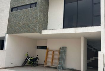 Casa en fraccionamiento en  El Cielo Residencial Ll, Boulevard El Verde, León, Guanajuato, México