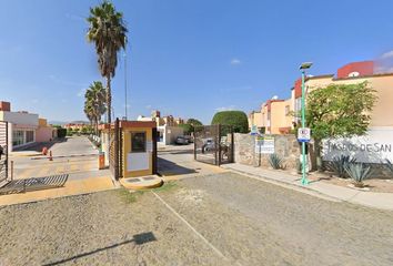 Casa en  Paseo De Tequisquiapan, La Paz, San Juan Del Río, Querétaro, México