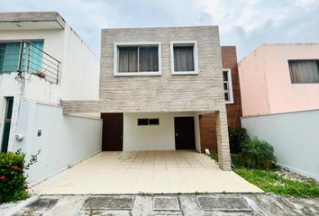 Casa en fraccionamiento en  Fraccionamiento Lomas Residencial, Lomas Del Mar, Fraccionamiento Las Lomas, Veracruz, México