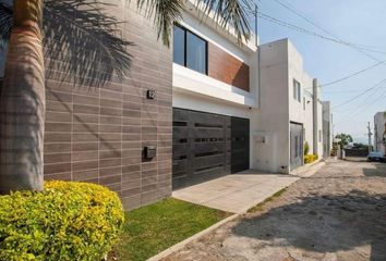 Casa en  Xochitl 12, Jardines De Tlayacapan, Tlayacapan, Morelos, México