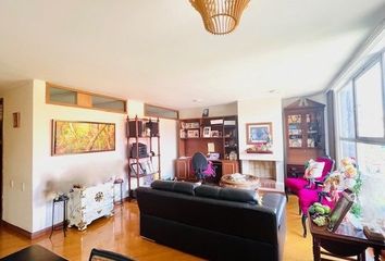 Apartamento en  Santa Barbara Norte, Bogotá