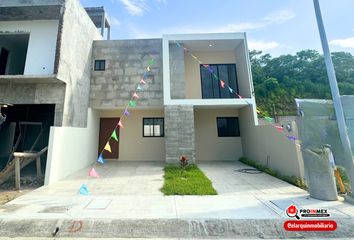 Casa en fraccionamiento en  Lomas Del Dorado, Sm Km 9, Boca Del Río, Veracruz, México