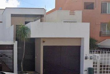 Casa en  Calle Cataluña Sm 41, Cancún, Quintana Roo, México