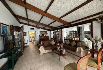 Casa en  Jirón La Laguna, La Molina, Perú