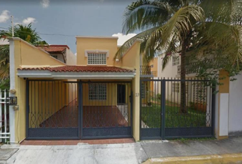 Casa en  Priv. Cráter 77505, Sm 15, Cancún, Quintana Roo, México