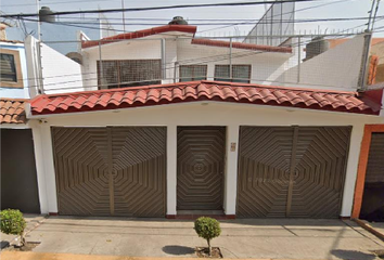 Casa en  Avenida Bosque Egipto, Bosques De Aragon, Ciudad Nezahualcóyotl, Estado De México, México