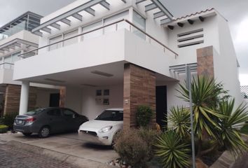 Casa en condominio en  Bellavista, Metepec