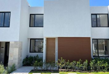 Casa en fraccionamiento en  Altos Juriquilla, Av. De Las Torres, Juriquilla, Querétaro, México