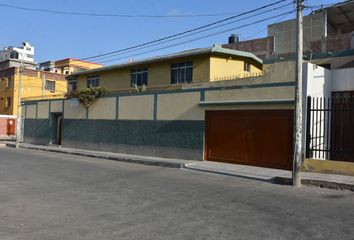 Casa en  Calle Manuel Arizola 105, Chiclayo, Lambayeque, 14008, Per