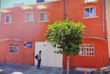 Casa en  Calle Gonzalo Curiel 443, Alcalde Barranquitas, Guadalajara, Jalisco, México