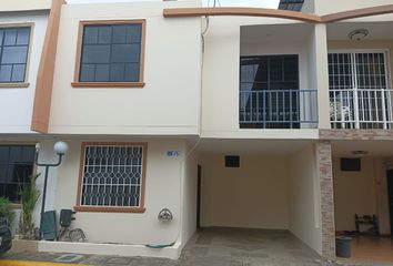 Casa en  Av Manabi, Portoviejo, Ecuador