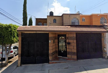 Casa en  Calle Benedictinos 2, Mision De San Carlos, Candiles, Querétaro, México