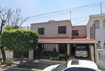 Casa en  Av Faro 2963, Bosques De La Victoria, Guadalajara, Jalisco, México