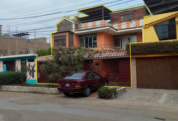 Casa en  Comas, Lima