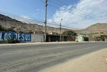 Terreno en  Av. Cajamarquilla 200, Lima 15461, Perú