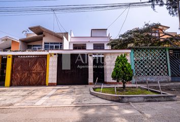 Casa en  Comas, Lima