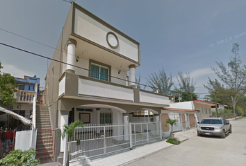 Casa en  Amado Nervo 417, Parcela 14, Poza Rica De Hidalgo, Veracruz, México