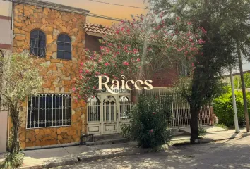 Casa en  Calle Pico Sorata 908, Las Puetes 10o Sector, San Nicolás De Los Garza, Nuevo León, México