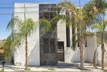 Casa en  Avenida Del Consuelo, Miravalle Oriente, Gómez Palacio, Durango, México