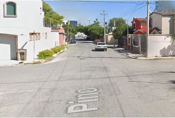 Casa en  Pino, Los Cipreses, Saltillo, Coahuila De Zaragoza, México