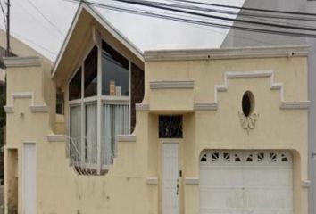 Casa en  Bahía Magdalena, Moderna, 22860 Ensenada, Baja California, México