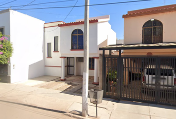 Casa en  C. París, Terras, 85150 Cdad. Obregón, Sonora, México