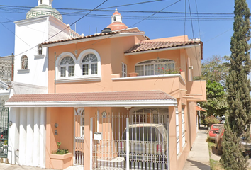 Casa en  Francia 197, Versalles, 48310 Puerto Vallarta, Jalisco, México