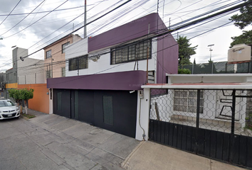 Casa en  Pirules 4, Valle De San Mateo, 53240 Naucalpan De Juárez, Méx., México