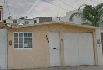 Casa en  La Estancia B, Irapuato, Guanajuato