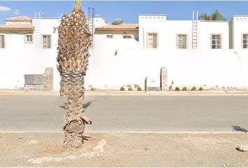 Casa en condominio en  Paseo Windsor, Puerta Real, Torreón, Coahuila De Zaragoza, México