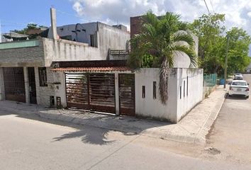 Casa en  Calle Av. 137 11, Cancún, Quintana Roo, México