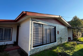 Casa en  Villa Aquelarre - Los Leones, Cautin, Temuco, Chile