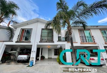 Casa en fraccionamiento en  Avenida Jardín Real, Jardines De Los Naranjos, León, Guanajuato, 37210, Mex