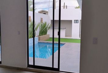 Casa en  Calle Tercera Poniente Paseo De Los Polares, San Luis Potosí, 78420, Mex