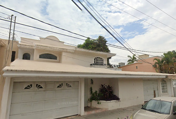 Casa en  Fraccionamiento Las Quintas, Culiacán