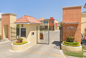 Casa en condominio en  Paseo De San Javier, Parque Las Palmas, Puerto Vallarta, Jalisco, México