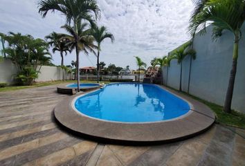 Casa en  Urbanización El Río, Avenida Samborondón, Samborondón, Ecuador