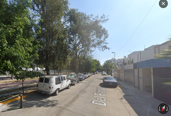 Casa en fraccionamiento en  La Estancia, Zapopan, Zapopan, Jalisco