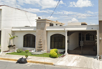 Casa en  Asturias, Torremolinos, Monterrey, Nuevo León, México