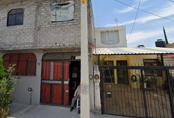 Casa en  Villas De Santiago, Santiago De Querétaro, Querétaro, México