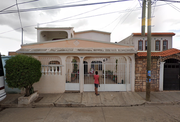 Casa en  Encinos 313, El Ciprés, El Ciprés 2, 34217 Victoria De Durango, Durango, México