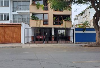 Departamento en  Jirón Alfredo Silva 137, Barranco, Perú