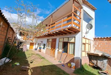 Casa en  Avenida Juan Velasco Alvarado, Oropesa, Quispicanchi, Cusco, 08205, Per