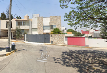 Casa en  Negrito Poeta, Cd. Satélite, 53100 Naucalpan De Juárez, Méx., México