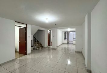 Departamento en  Jr. Oropeza, Lima, Perú