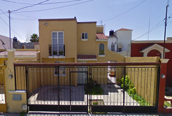 Casa en  Medallones, Jardines Coloniales, Saltillo, Coahuila De Zaragoza, México