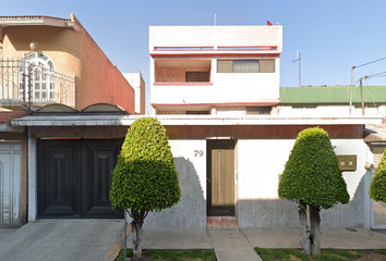 Casa en  Bosques De Irán, Bosques De Aragon, Ciudad Nezahualcóyotl, Estado De México, México